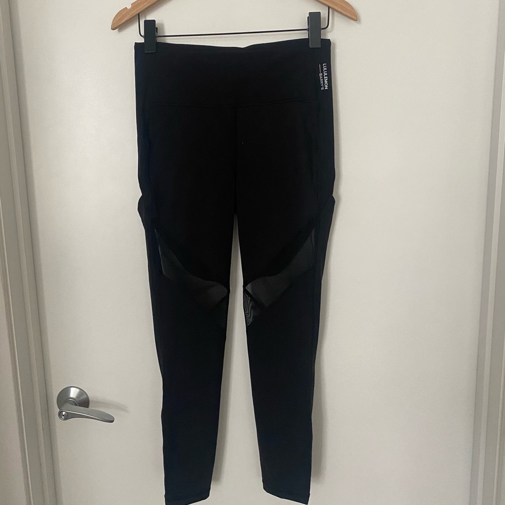 Lululemon x Barry’s 7/8 leggings with mesh details